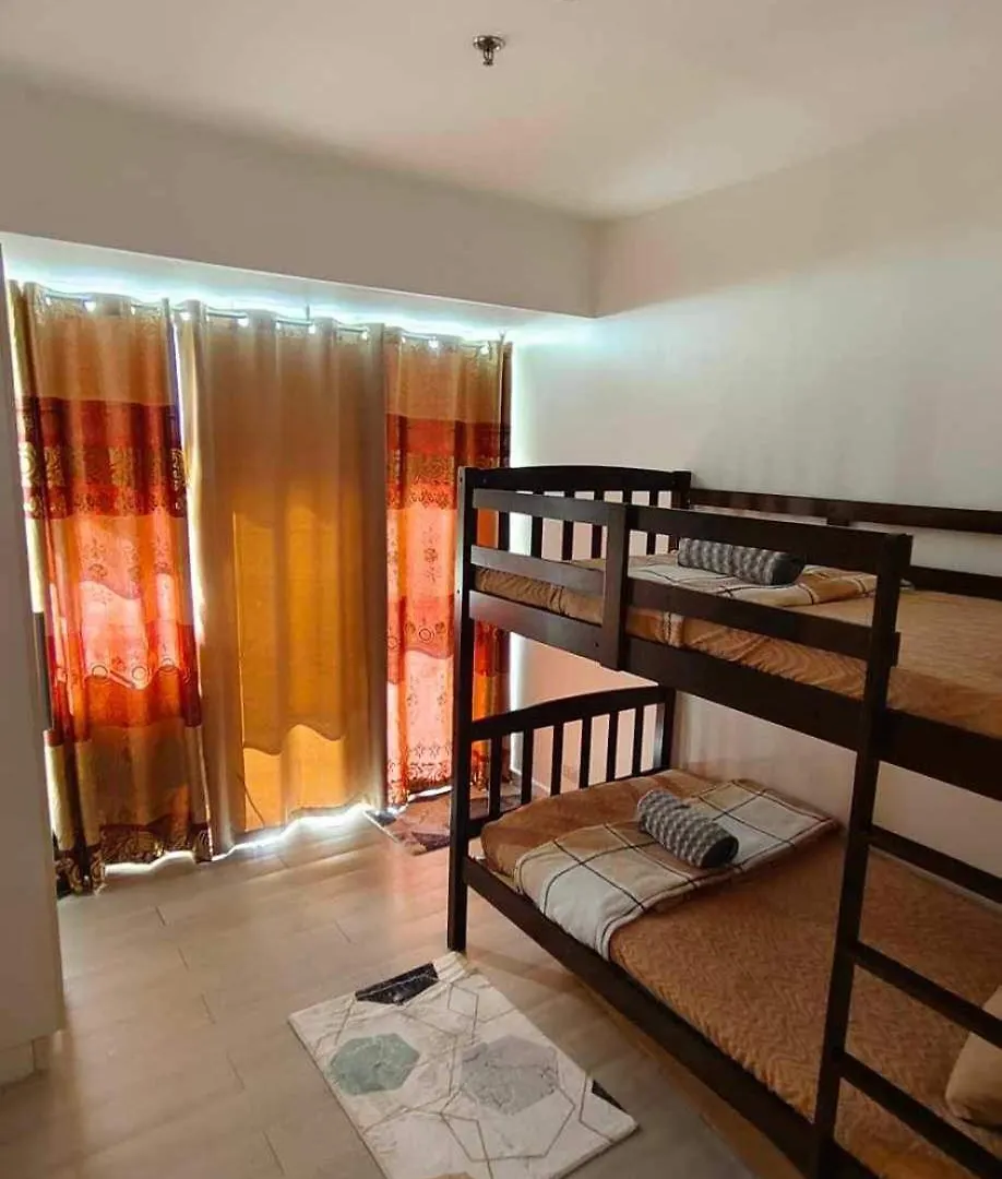 Hotel Azure Staycation By Dubai Cabin Paranaque City