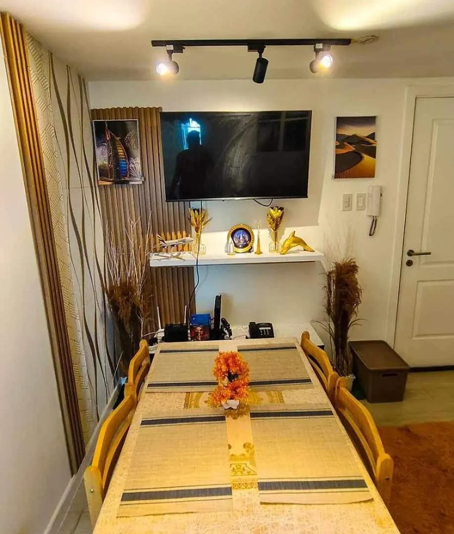 Hotel Azure Staycation By Dubai Cabin Paranaque City